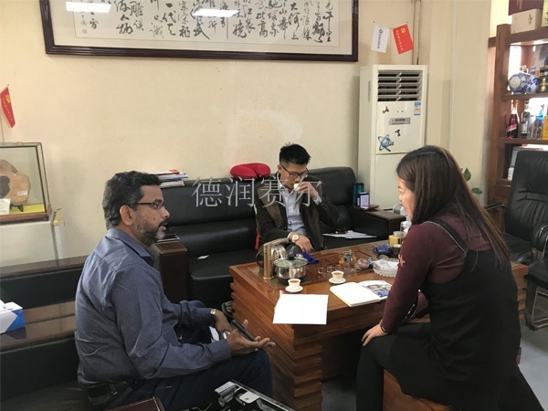 熱烈歡迎國外客戶來led顯示屏廠家德潤賽爾洽談