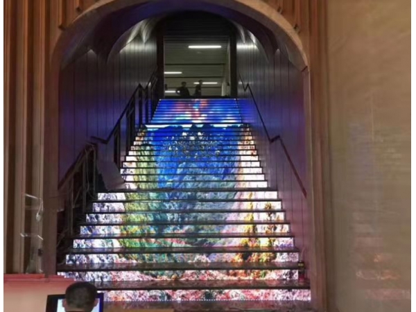 深圳LED顯示屏廠家為何發(fā)展如此之快？