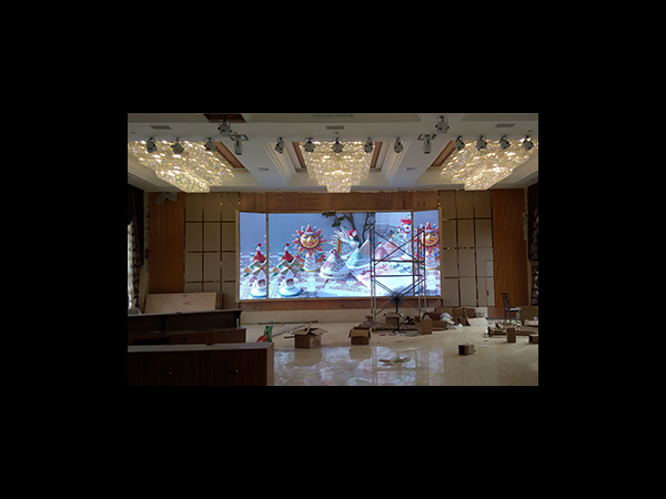 什么型號(hào)的全彩LED顯示屏適合酒店大廳？