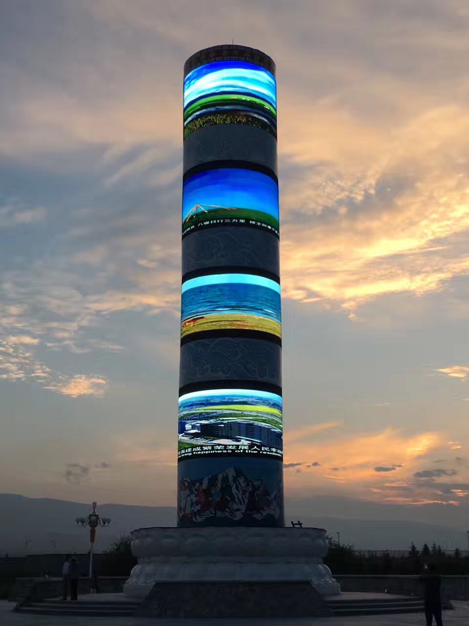LED異形屏魅力無限成為城市風(fēng)向標(biāo)，led異形屏，led創(chuàng)意顯示屏